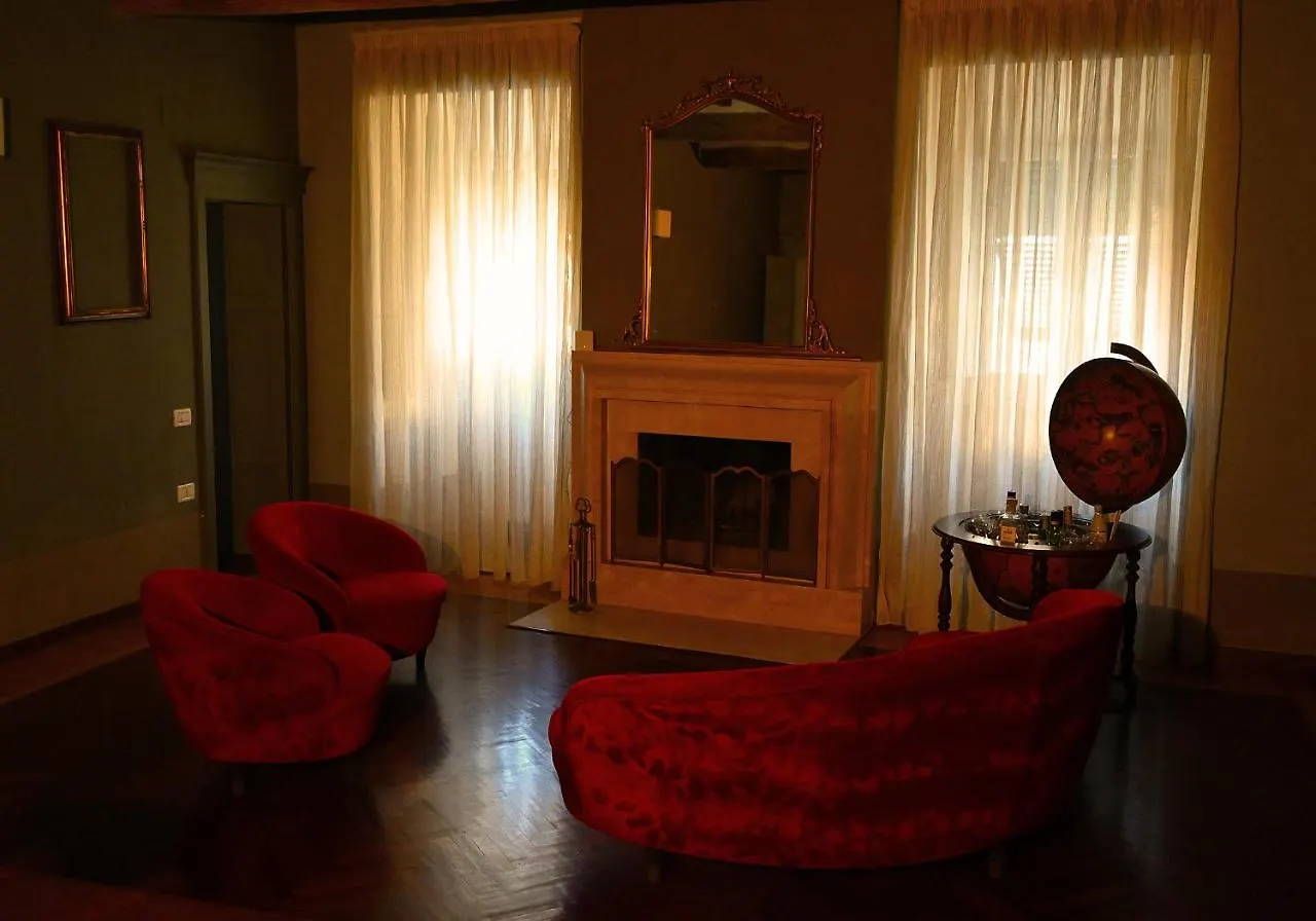 Tuscany Lodge Rooms And Relax Campiglia Marittima Bed & Breakfast