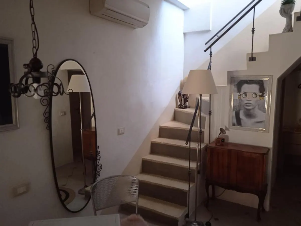 Tuscany Lodge Rooms And Relax Campiglia Marittima Italy