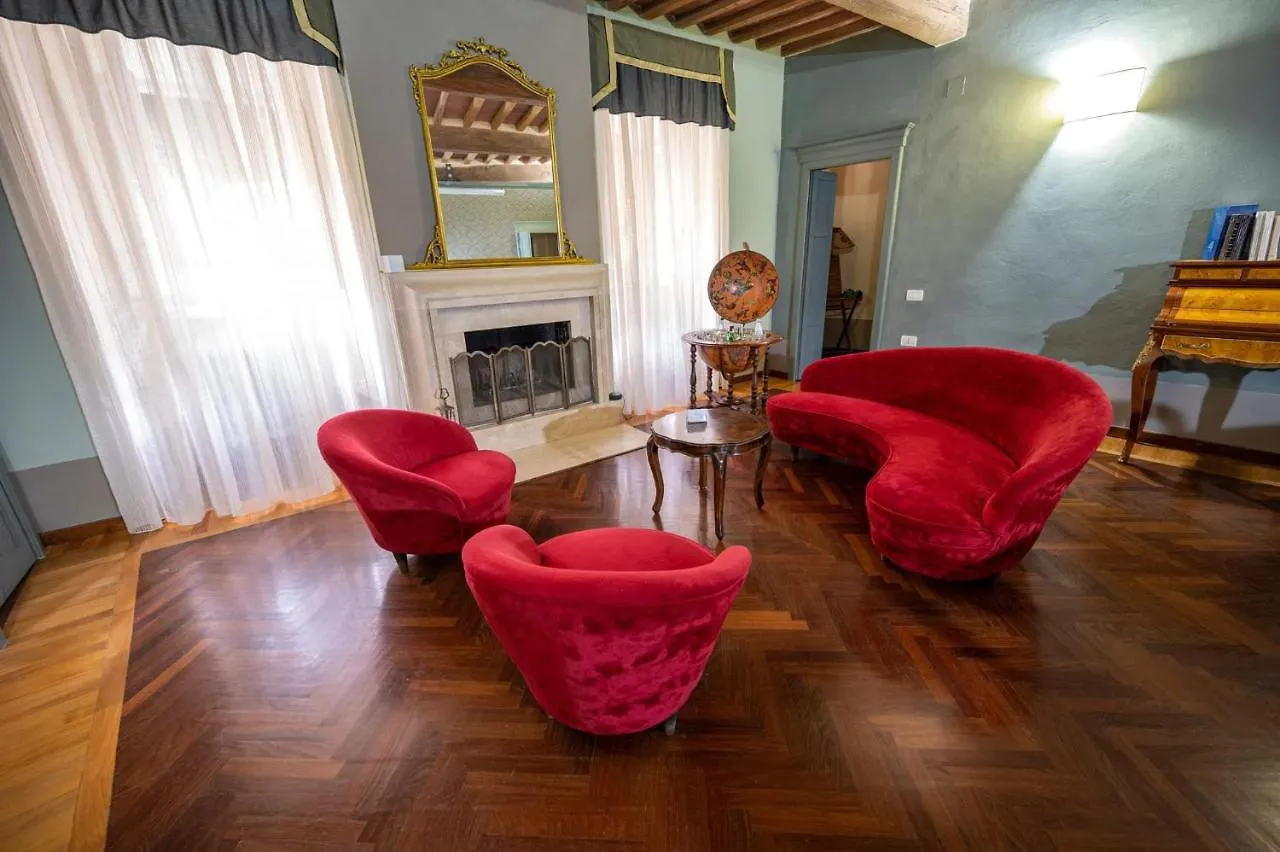 Tuscany Lodge Rooms And Relax Campiglia Marittima Bed & Breakfast